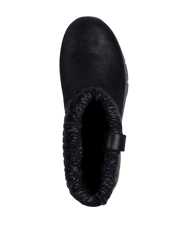 Skechers Easy Going Slip-Ins Knit Fold Over Boot - Standard Fit