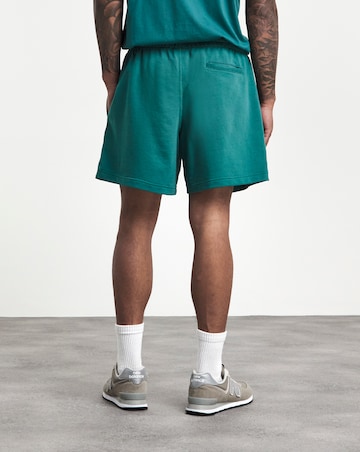 New Balance Uni-ssentials Short