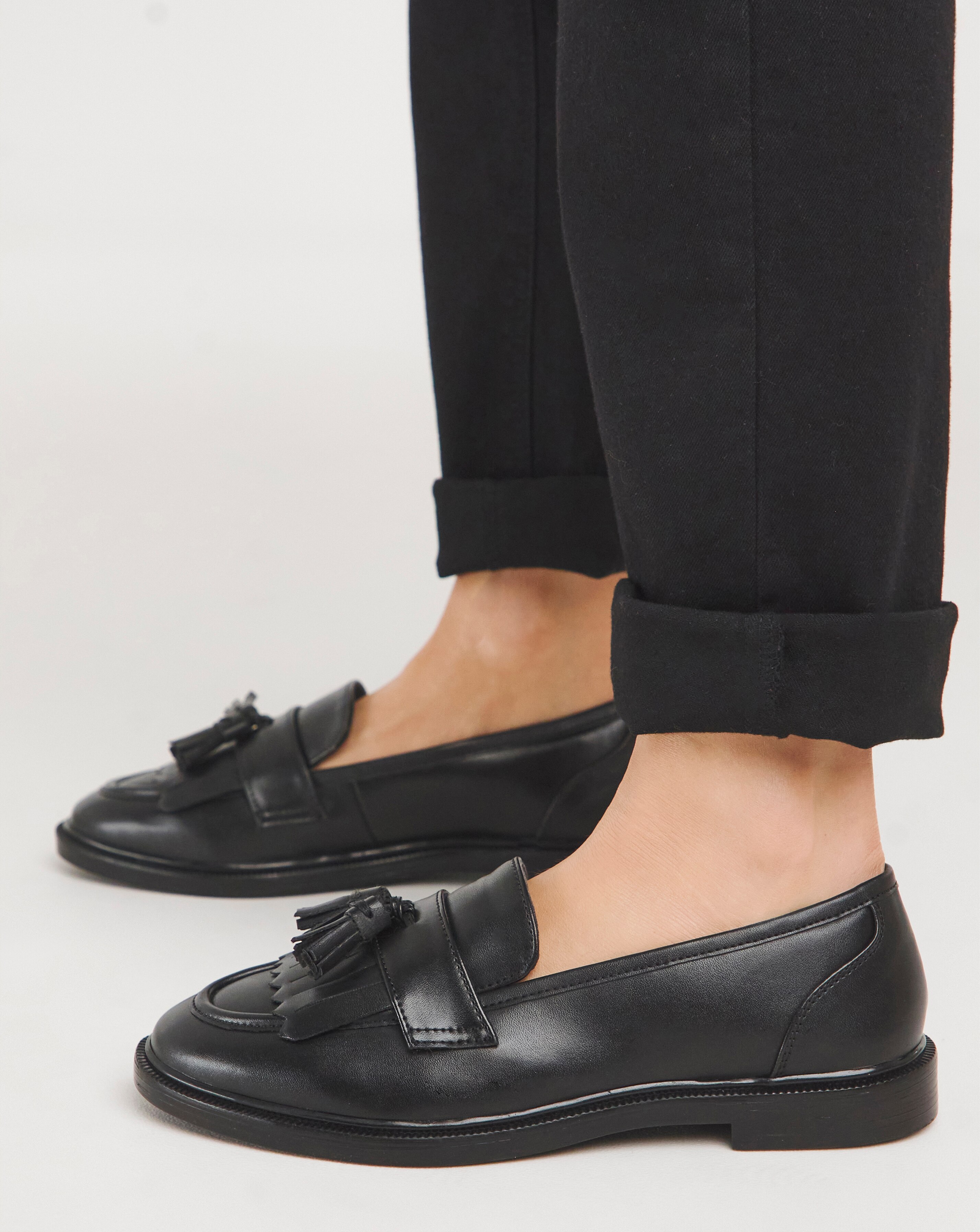 Viola Classic Tassle Loafer - Extra Wide Fit (EEE) | JD Williams