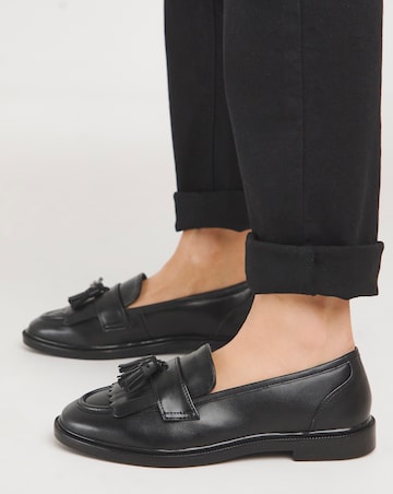 Viola Classic Tassle Loafer - Extra Wide Fit (EEE)