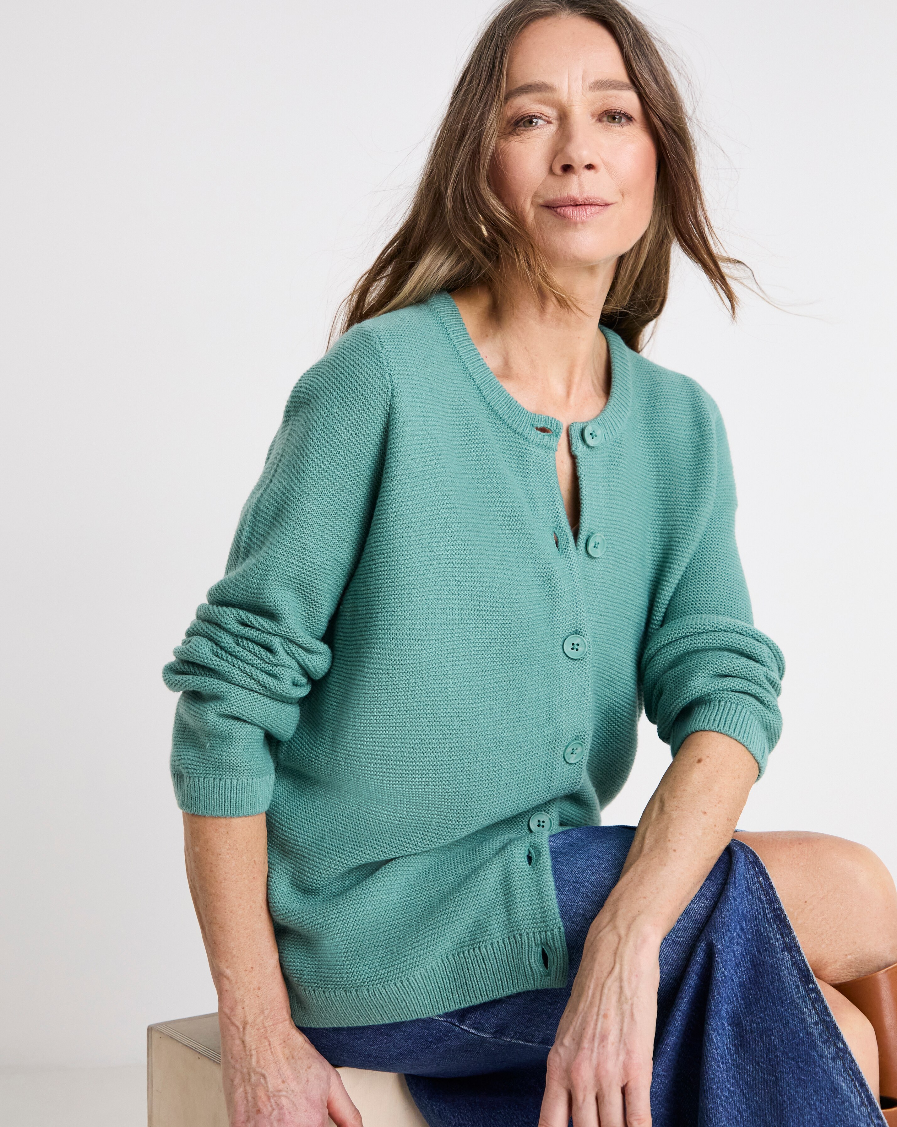 ジェームズ Teal Boxy Crew Neck Cardigan | JD Williams