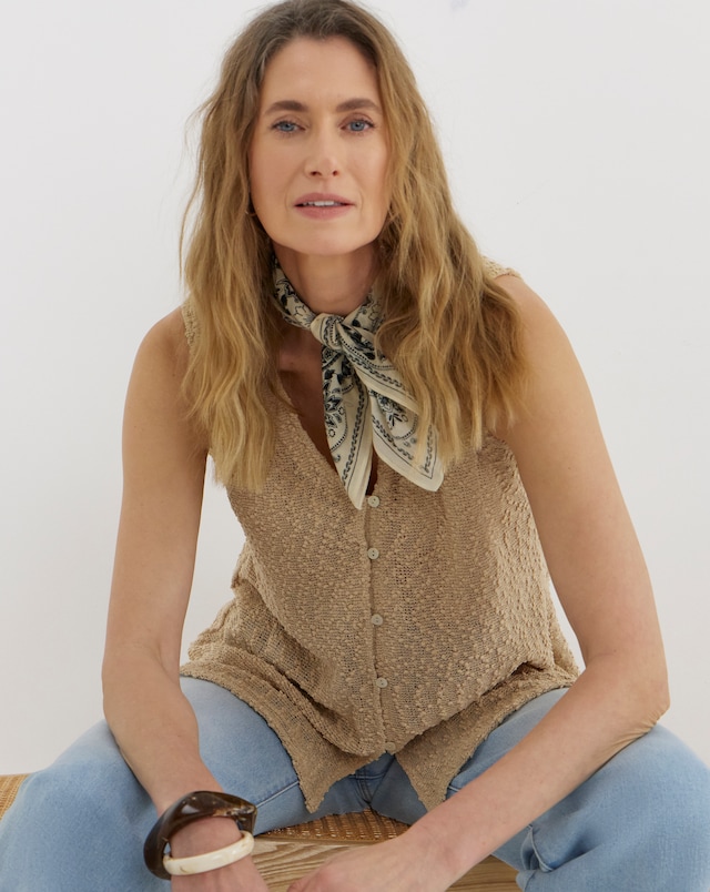 Boucle Button Top