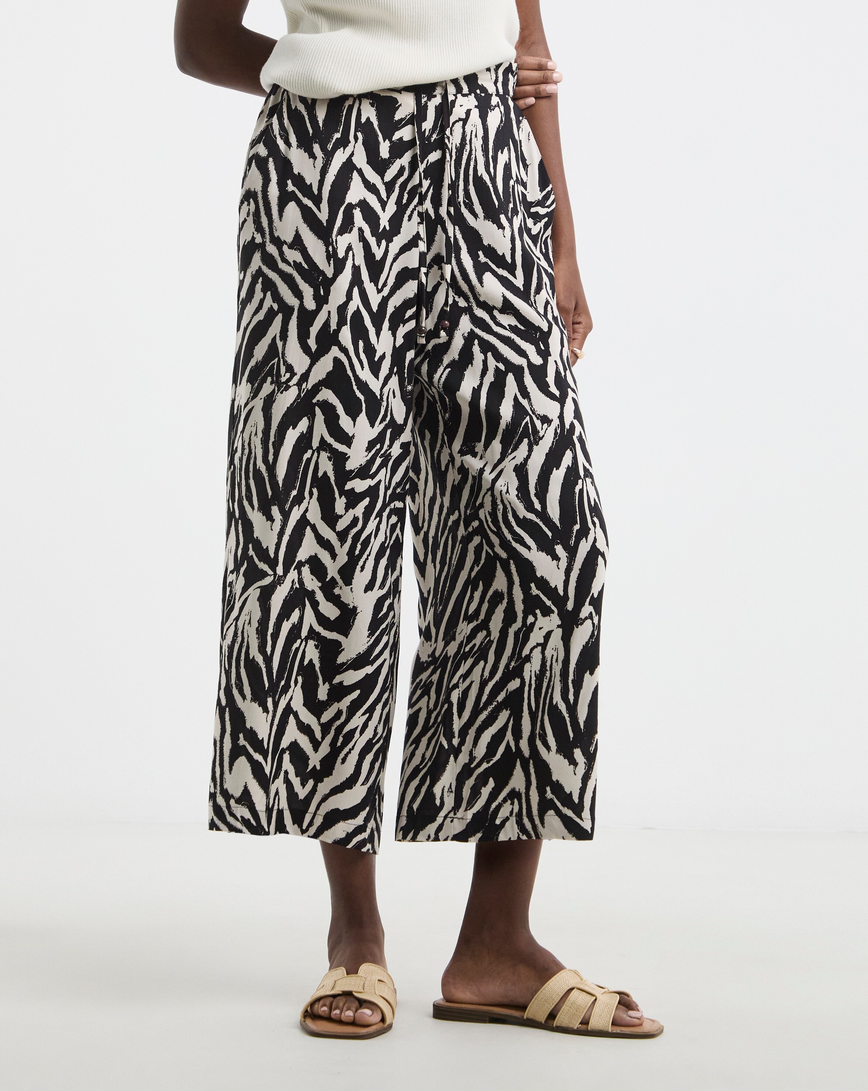 Mono Print Cropped Wide Leg Culotte