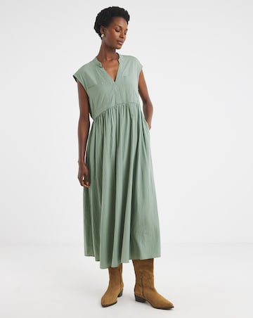 Utility Pocket Detail Maxi Dress