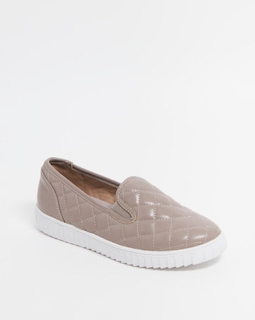 Cushion Walk Twin Gusset Quilted Trainer E Fit