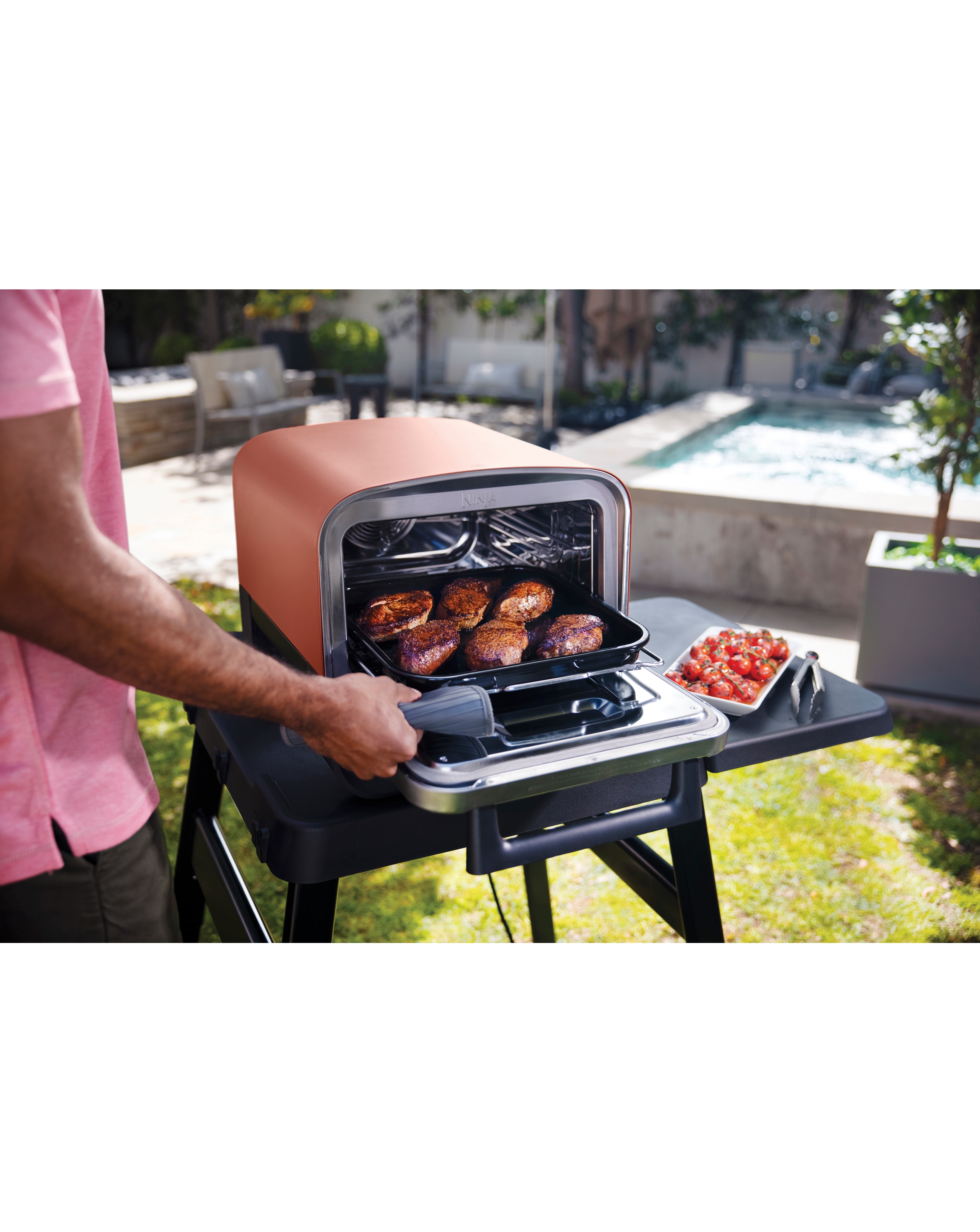 Ninja Woodfire OO101UK Electric Outdoor Oven,Pizza Maker, BBQ