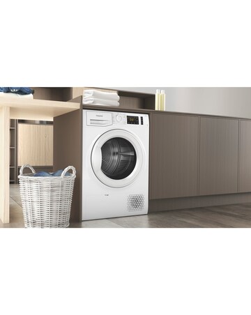 Hotpoint NTM1192 UK 9kg Heat Pump Tumble Dryer - White