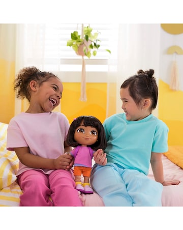 Nickelodeon Dora Sing & Explore Dora Doll