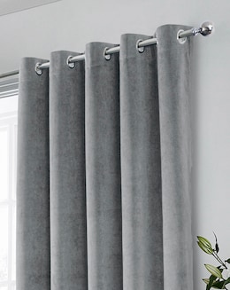Hampton 100% Thermal Blackout Eyelet Velvet Curtain