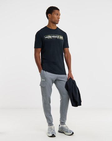 Under Armour Camo Chest Stripe T-Shirt