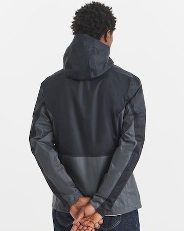 Columbia Pouring Adventure III Jacket