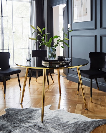 Joanna Hope Etienne Round Dining Table