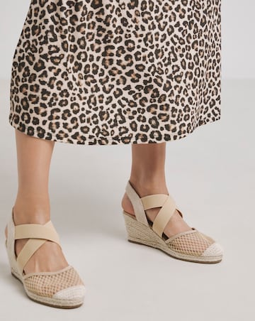 Appleton Wedged Closed Toe Espadrilles - Extra Wide Fit (EEE)