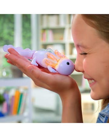 Fingerlings Interactive Baby Axolotl