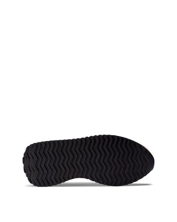 New Balance 237 Trainers