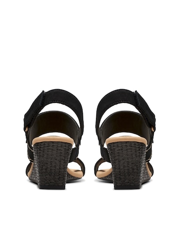 Clarks Kyarra Rose Suede Wedged Sandal Wide Fit