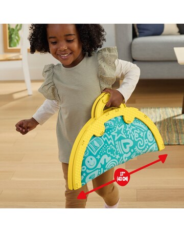 Play-Doh Fold & Go Playmat Starter Set with 19 Accessories