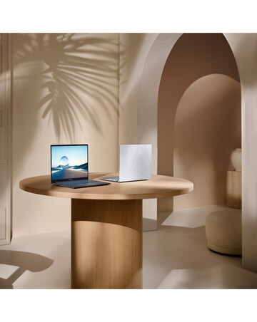 ASUS Zenbook 14 OLED UX3405CA 14in Intel Core Ultra 9 32GB 1TB Touchscreen