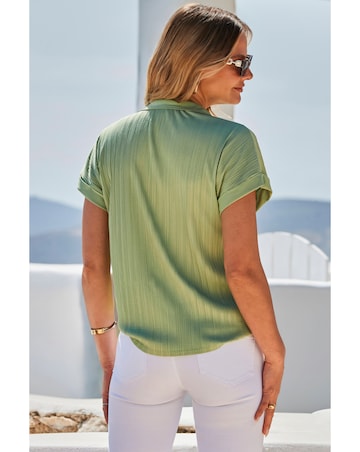 Sosandar Plisse Sleeveless Shirt