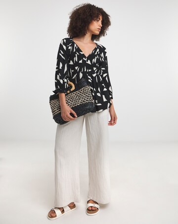 Mono Print Shirred Bodice V Neck Top