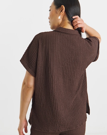 Chocolate Textured Jersey Short Sleeve Shirt