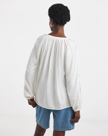 Embroidered Long Sleeve Blouse