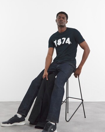 Lyle & Scott 1874 Graphic Tshirt