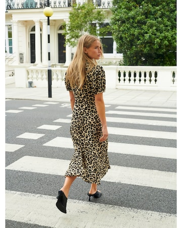 Ro&Zo Leopard Print Shirt Dress