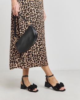 Double Bow Low Block Heel Wide Fit - Image