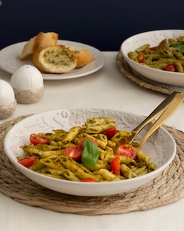 Price &amp; Kensington Set of 4 Acorn Pasta Bowls