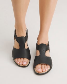 Cushion Walk Elastic Sandal EEE Fit - Image