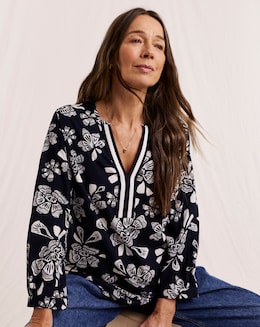 Julipa Contrast Print Blouse - Image
