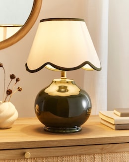 Hattie Scallop Table Lamp - Image