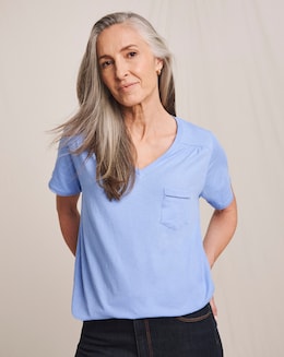Julipa Linen Mix V-Neck Pocket T-Shirt - Image