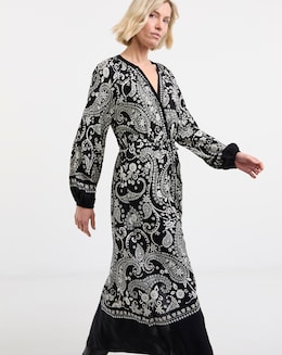 Border Print Spun Dress - Image