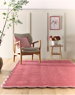 Scalloped Elsie Hand-Tufted Woollen Rug - Image