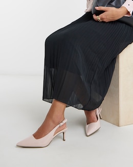 Pointy Toe Slingback ExWide - Image