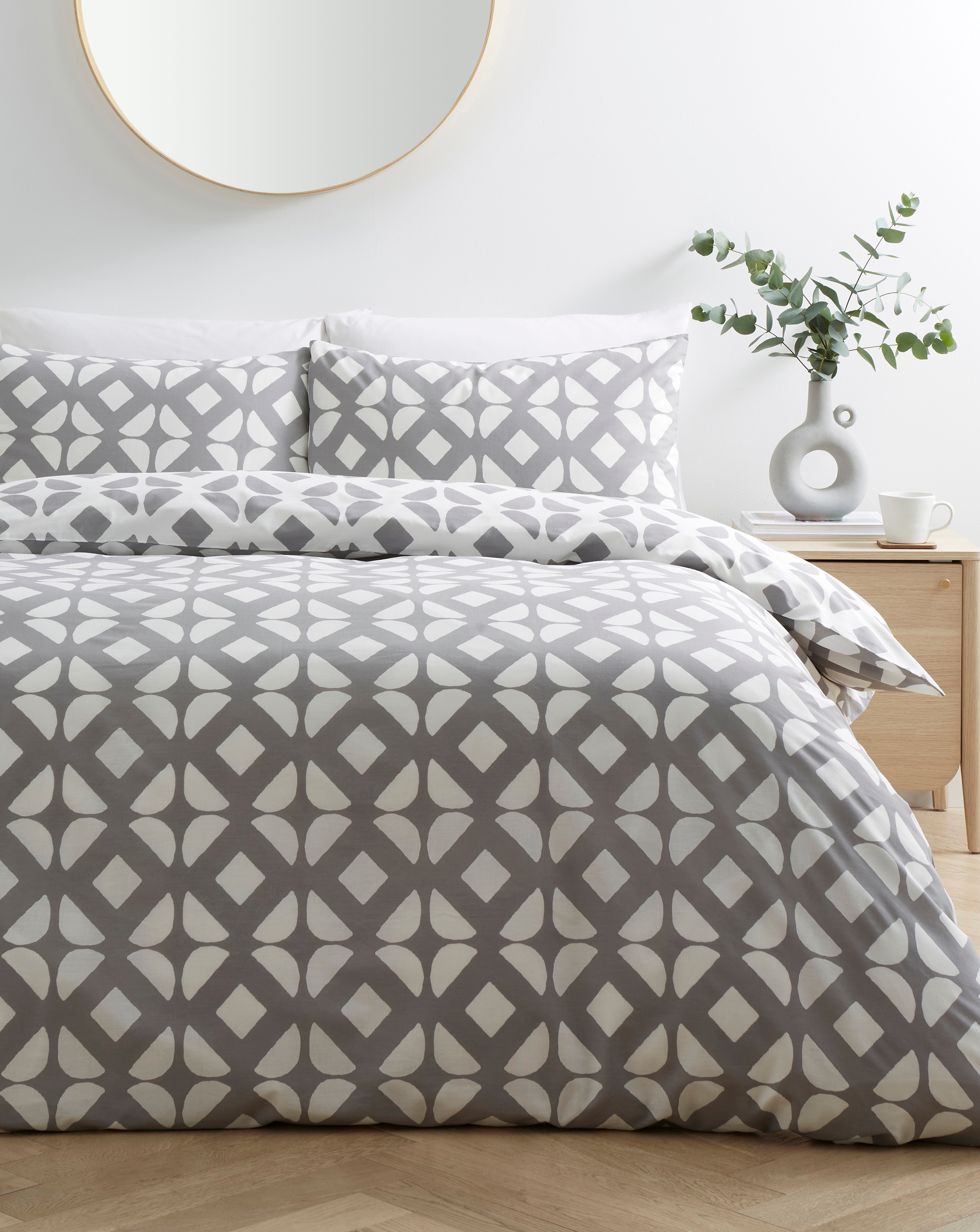 Gray & Osbourn Arran Tile Duvet Set