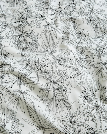 Sketched Floral Duvet Set