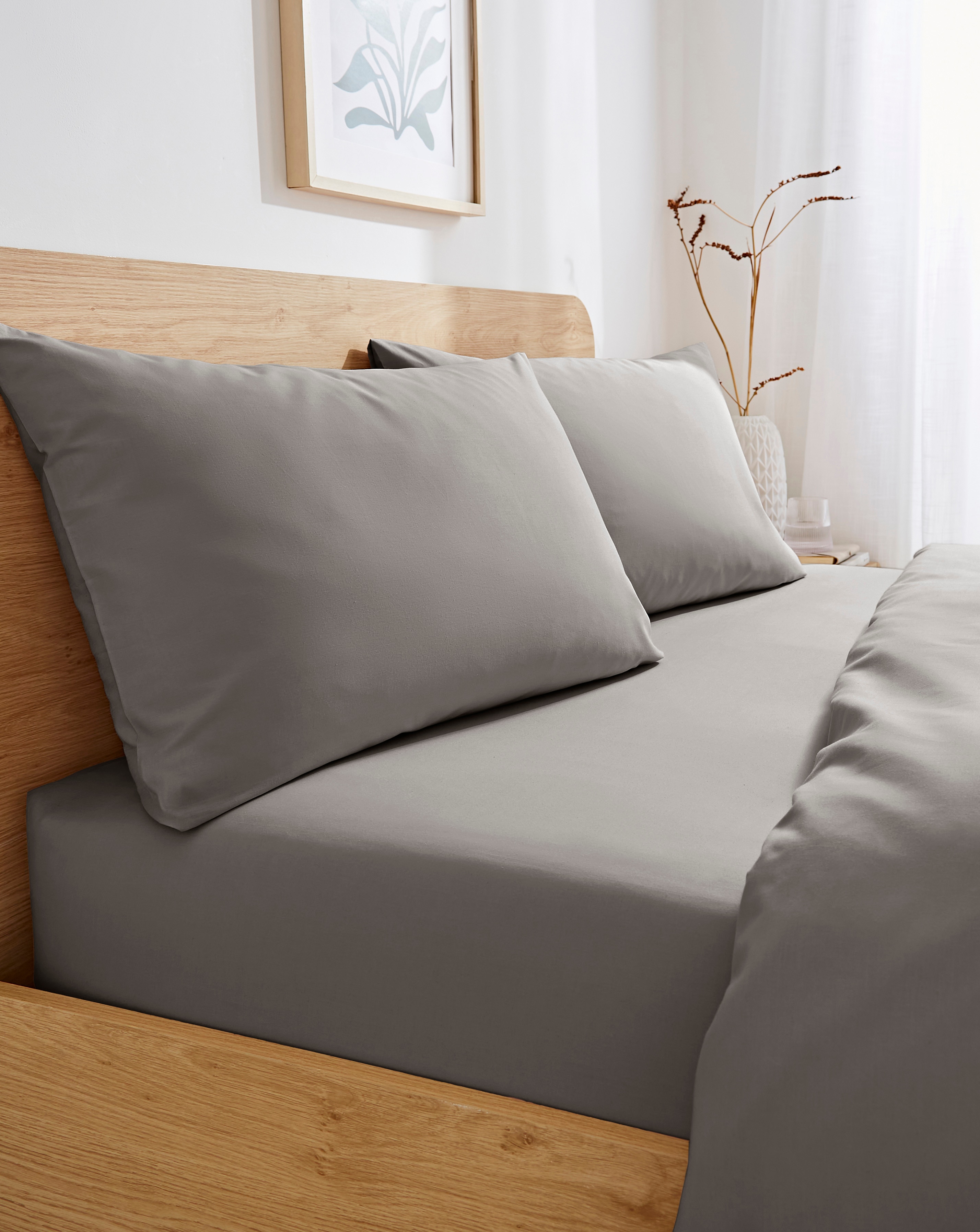 Non Iron Plain Dye 30cm Fitted Sheet - Charcoal