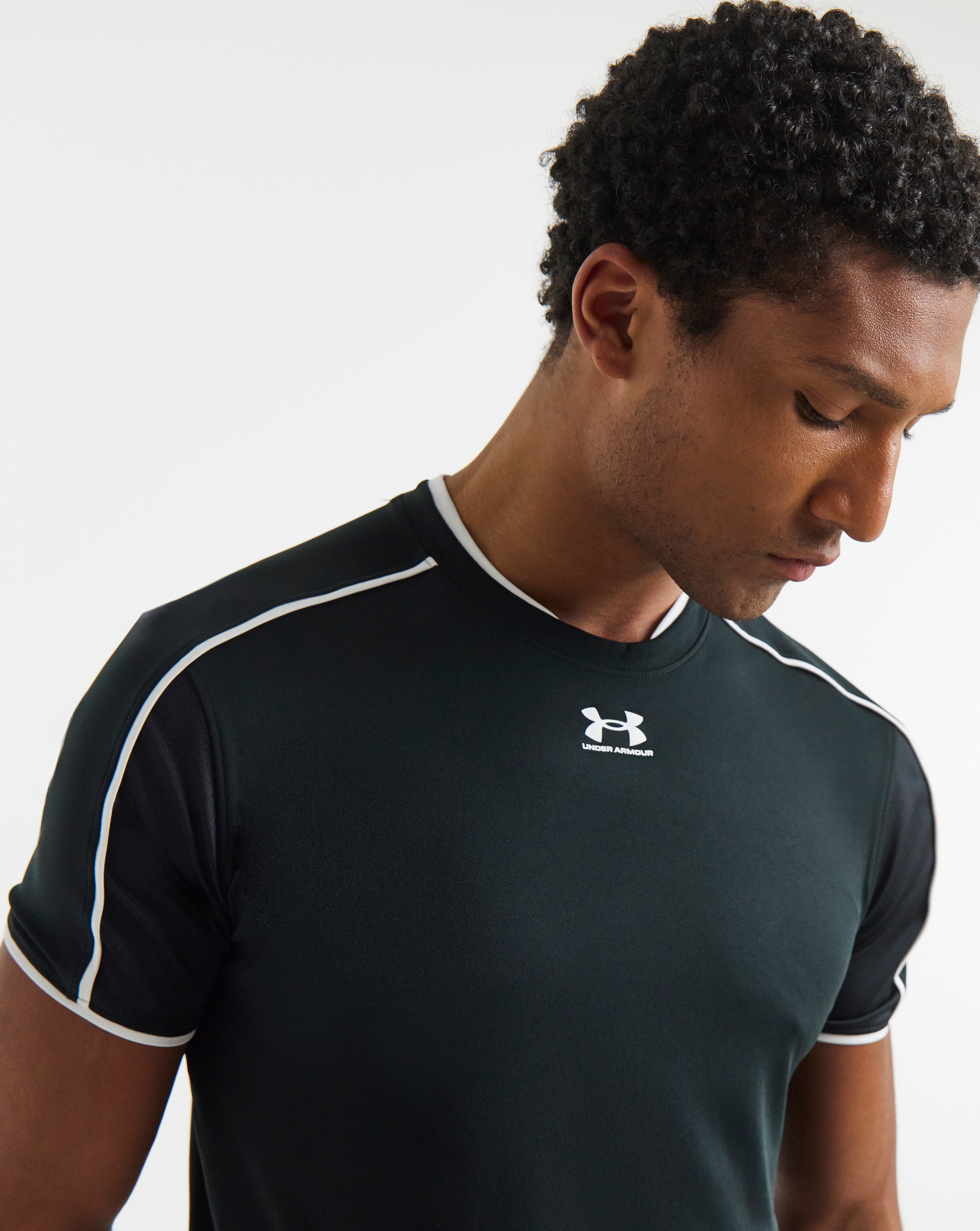 New In - Under Armour Challenger Train T-Shirt