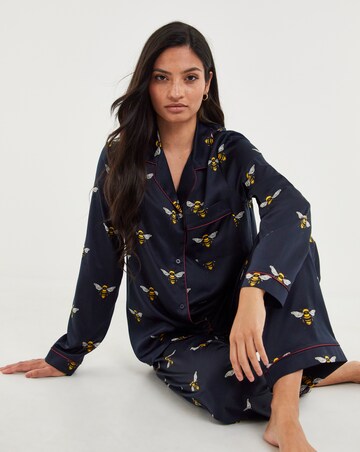 Chelsea Peers Woven Satin Bee Print PJ Set