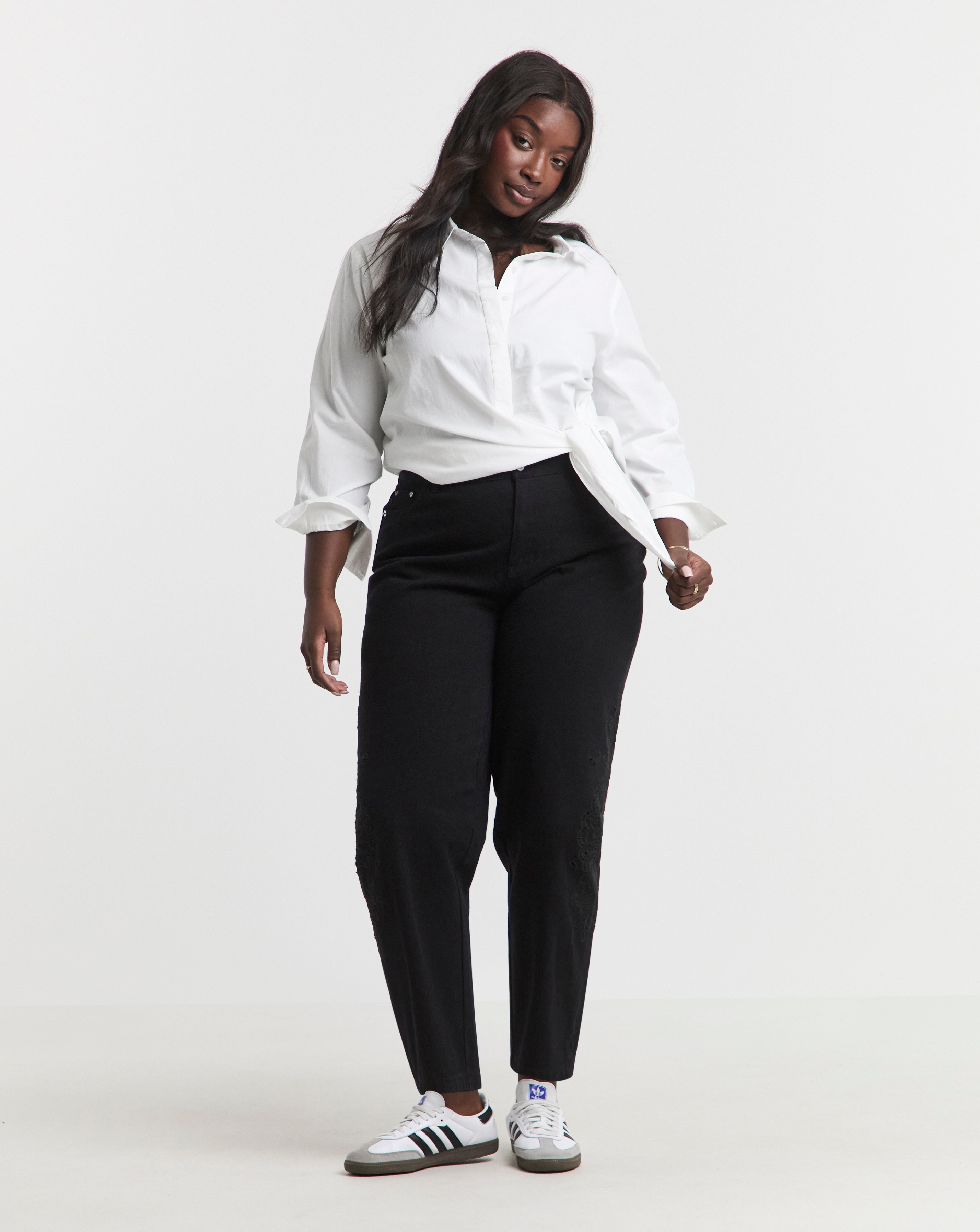 SBE Black Broderie Detail Barrel Jeans