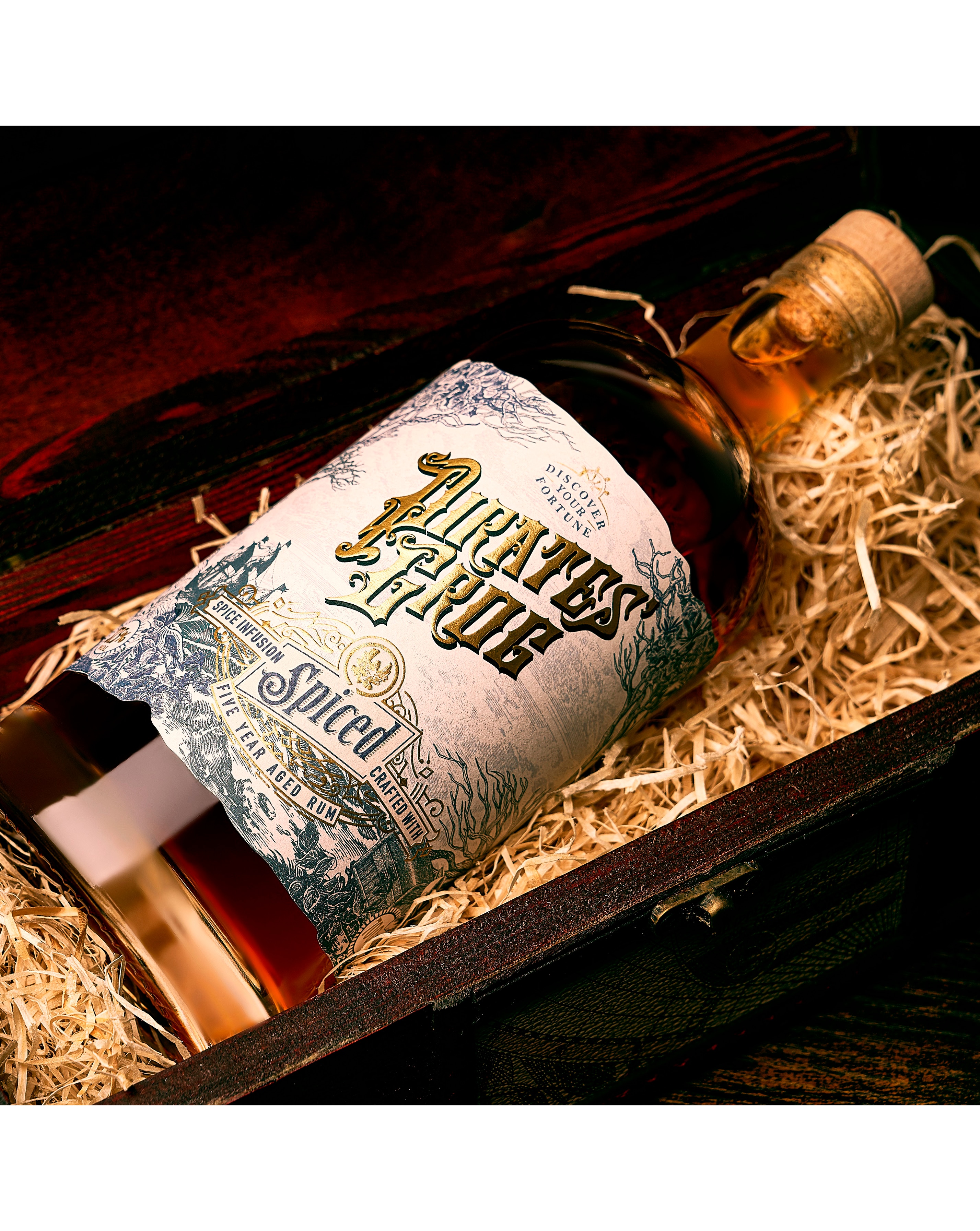 Pirate's Grog Spiced Rum Gift Chest