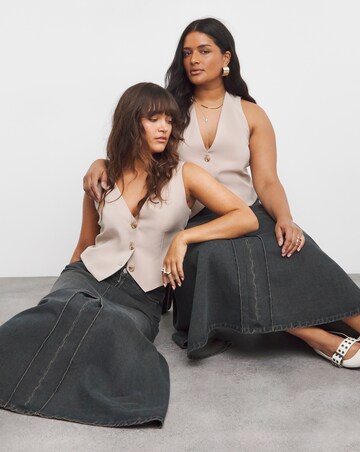 Dark Wash Box Pleat Maxi Denim Skirt