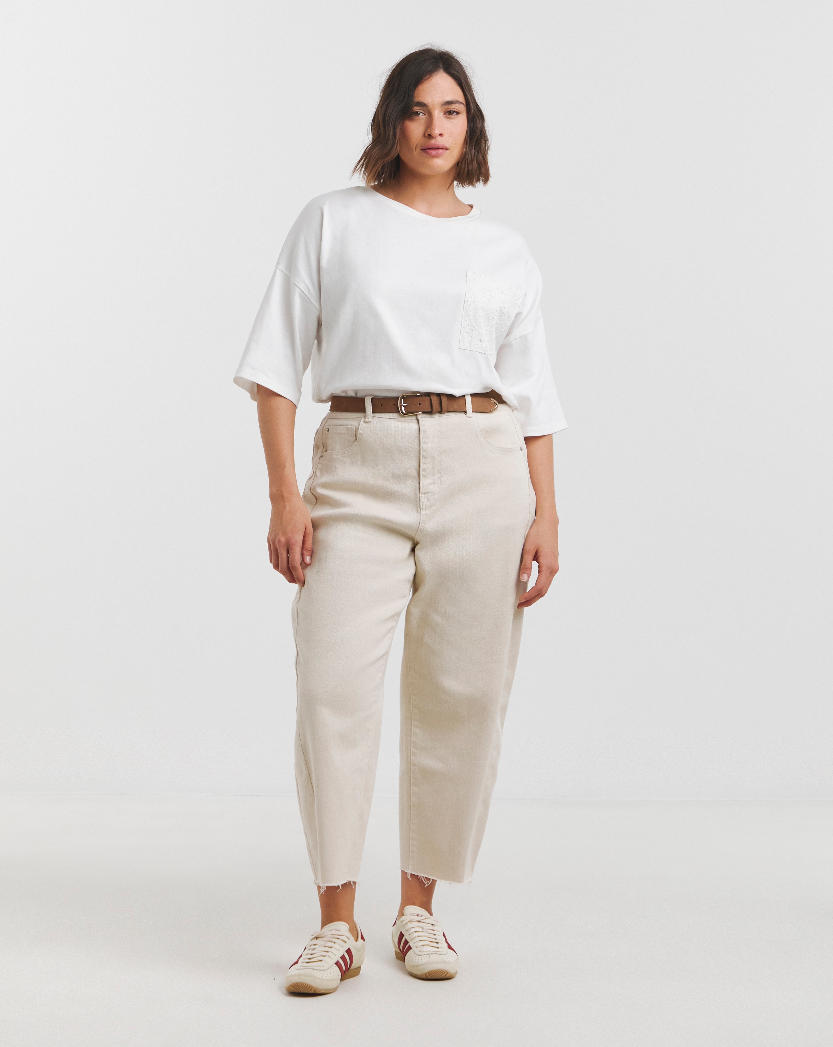 Simply Be Cropped Barrel Jeans- Ecru