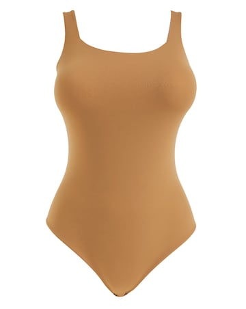 MAGISCULPT Light Control Smoothing Vest Bodysuit