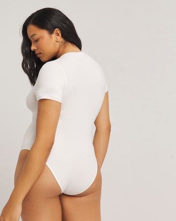 MAGISCULPT Light Control 2 Pack Smoothing T-Shirt Bodysuits - Black/White