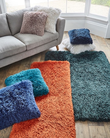 Indulgence Supersoft Shaggy Cushion