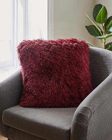 Indulgence Supersoft Shaggy Cushion